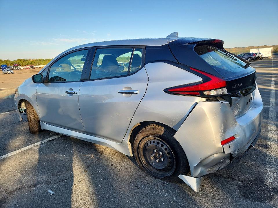 Снимка 2 от търг – 2023 NISSAN LEAF с VIN 1N4AZ1BV3PC554432