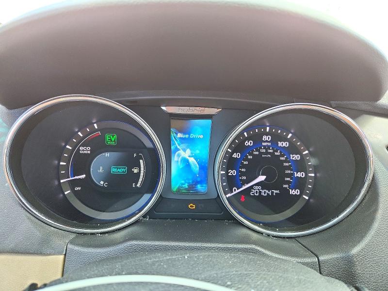 Снимка 9 от търг – 2013 HYUNDAI SONATA с VIN KMHEC4A46DA082379