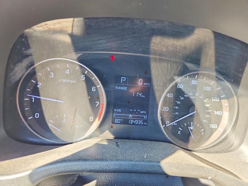 Снимка 9 от търг – 2017 HYUNDAI ELANTRA с VIN 5NPD74LFXHH204792