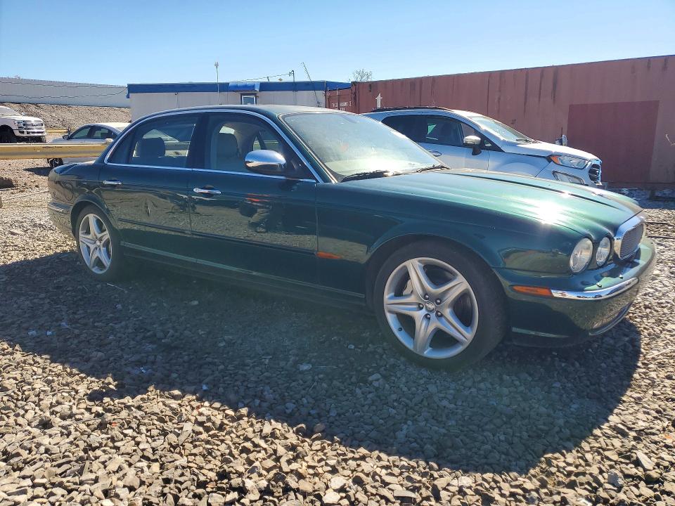 Zdjęcie 4 z aukcji – 2005 JAGUAR SUPER V8 z VIN SAJWA82B05TG35119