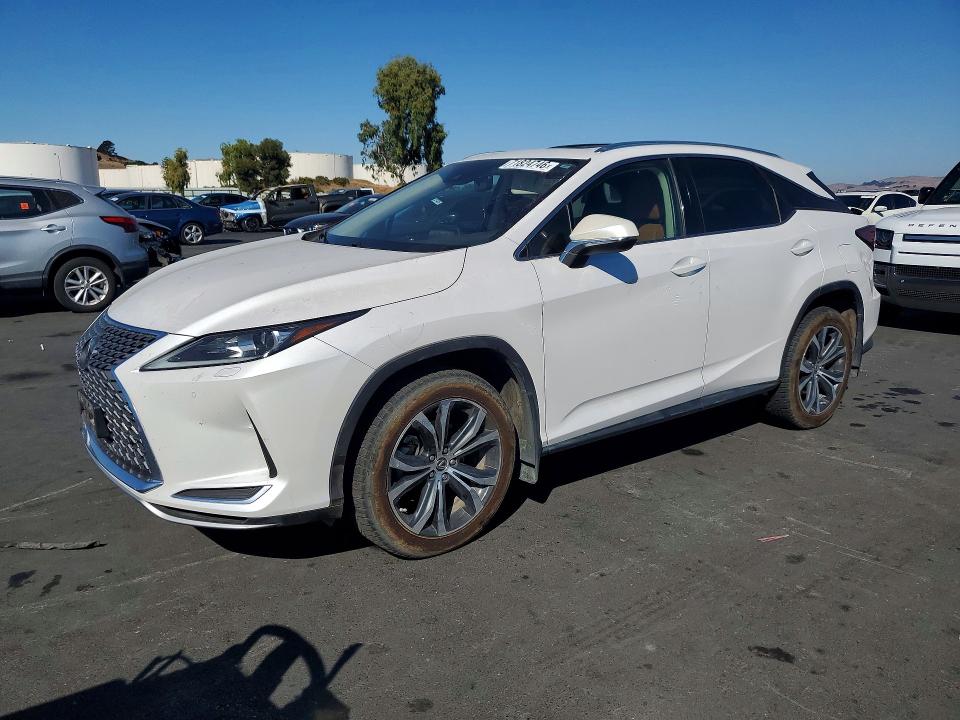 LEXUS RX 2022 с VIN 2T2HZMDA0NC335058 - Снимка от търг