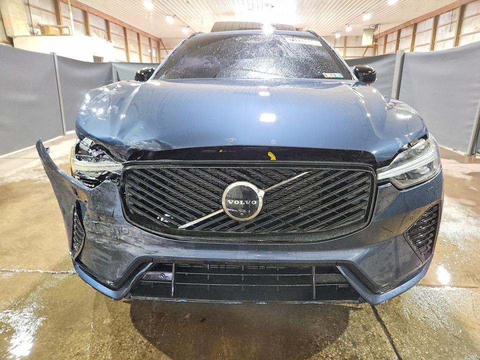 Photo 5 from auction – 2026 VOLVO XC60 with VIN YV4M12RM4T1445885