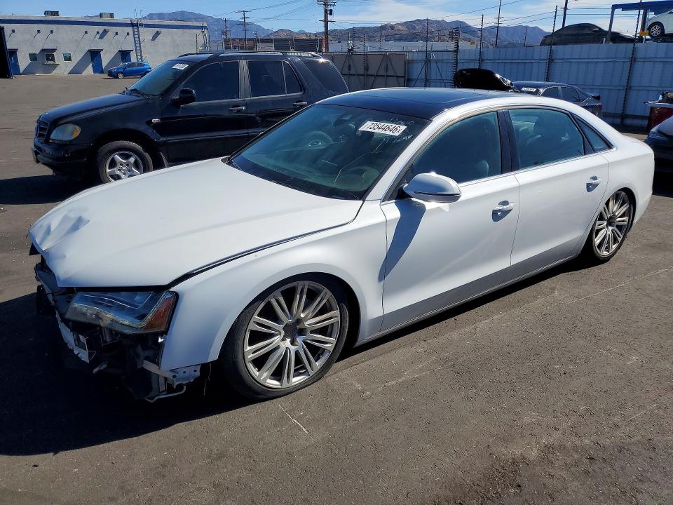 AUDI A8 2014 с VIN WAURGAFD4EN005020 - Снимка от търг