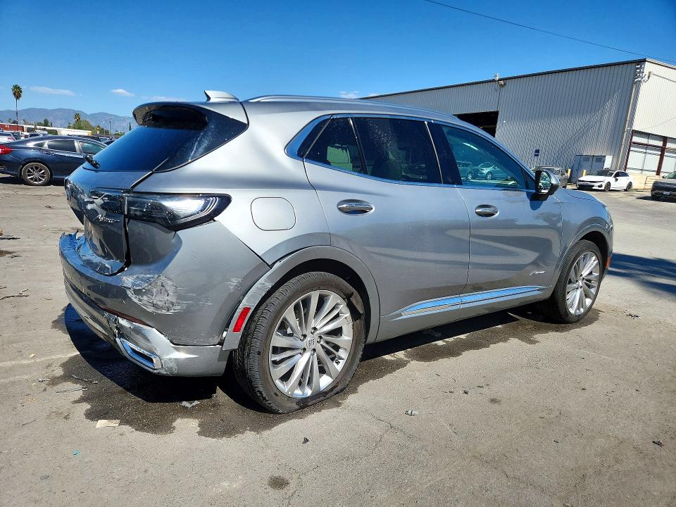 Снимка 3 от търг – 2026 BUICK ENVISION с VIN LRBFZSR49TD088267