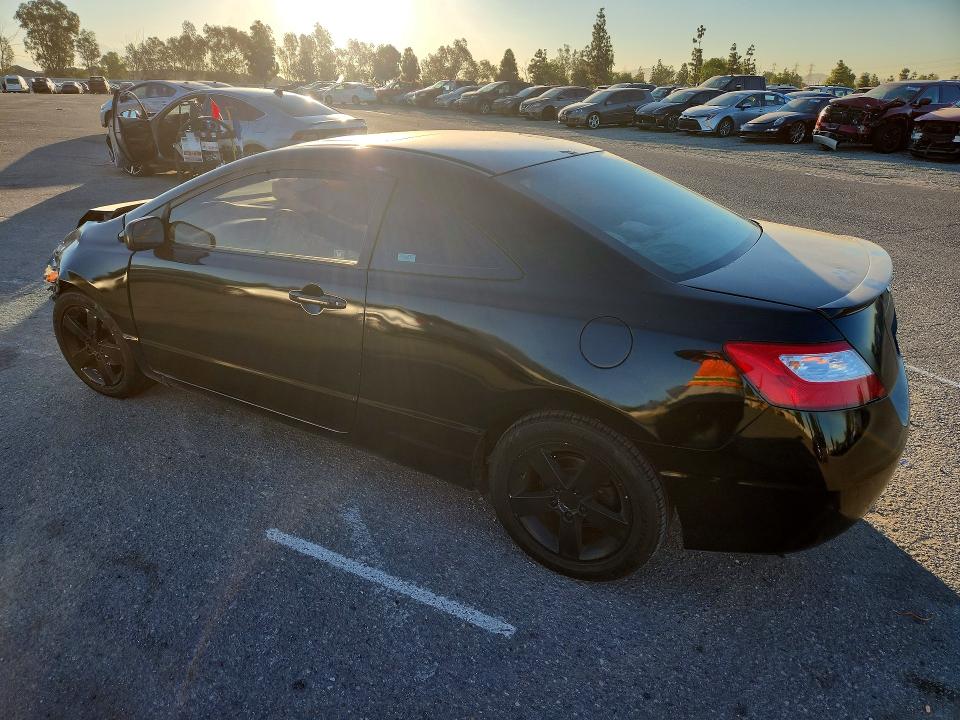 Снимка 2 от търг – 2008 HONDA CIVIC с VIN 2HGFG12828H515587