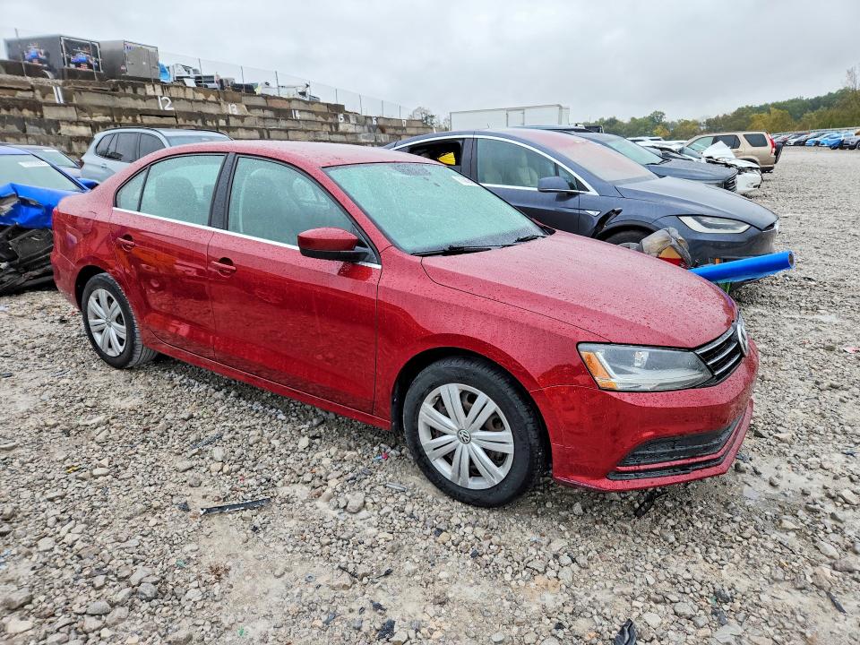 Снимка 4 от търг – 2017 VOLKSWAGEN JETTA с VIN 3VW2B7AJ1HM296056