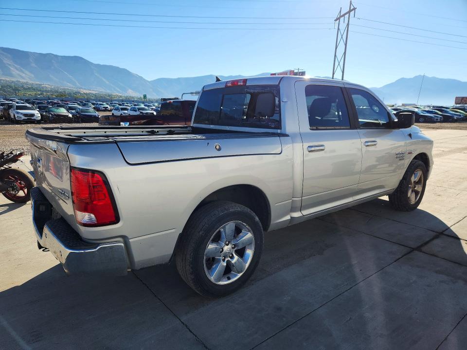 Снимка 3 от търг – 2019 RAM 1500 CLASSIC с VIN 1C6RR7LT3KS527430
