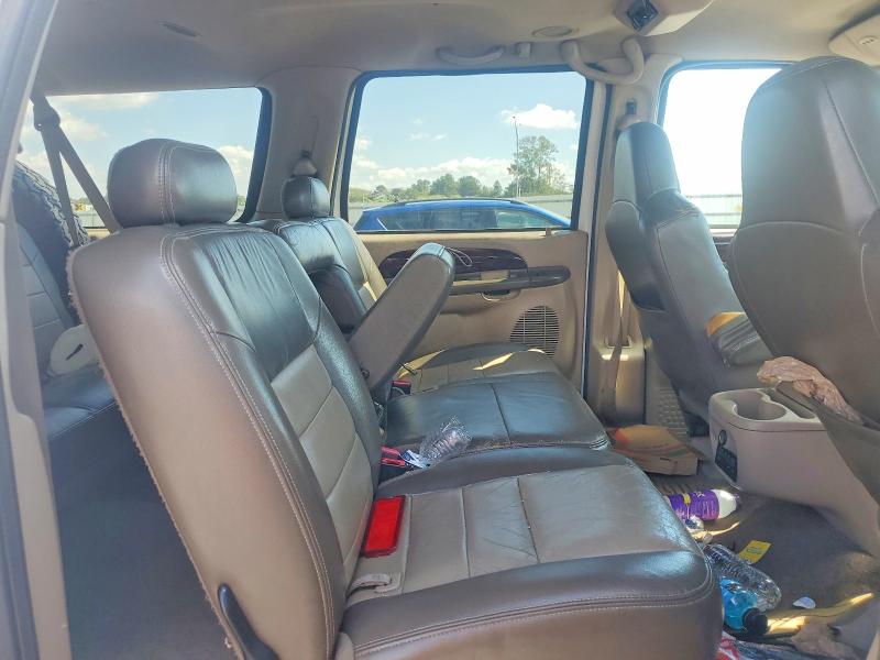 Foto 11 de la subasta – 2003 FORD EXCURSION con VIN 1FMSU45PX3EC79499