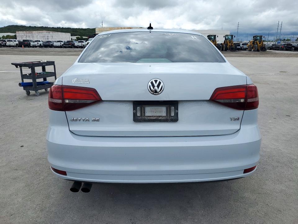 Снимка 6 от търг – 2017 VOLKSWAGEN JETTA с VIN 3VWDB7AJ7HM382139