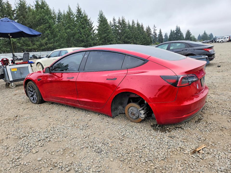 Foto 2 de la subasta – 2022 TESLA MODEL 3 con VIN 5YJ3E1EA0NF186220