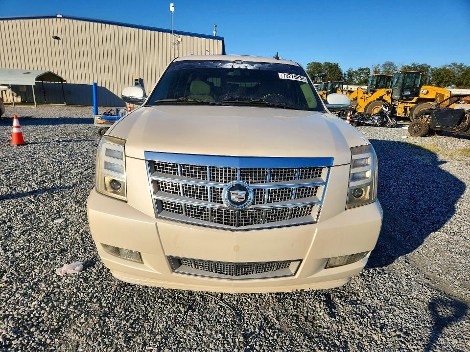 Photo 5 from auction – 2009 CADILLAC ESCALADE with VIN 1GYFK23239R286605