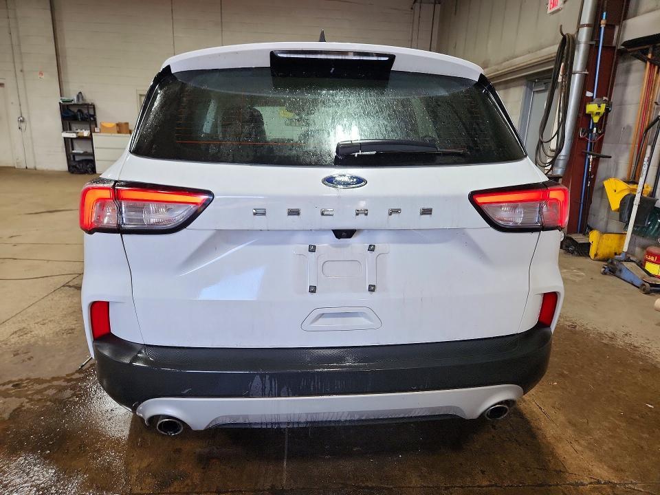 Снимка 6 от търг – 2022 FORD ESCAPE с VIN 1FMCU0F65NUA62504