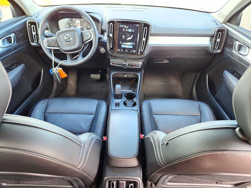 Снимка 8 от търг – 2022 VOLVO XC40 с VIN YV4162UK8N2721508