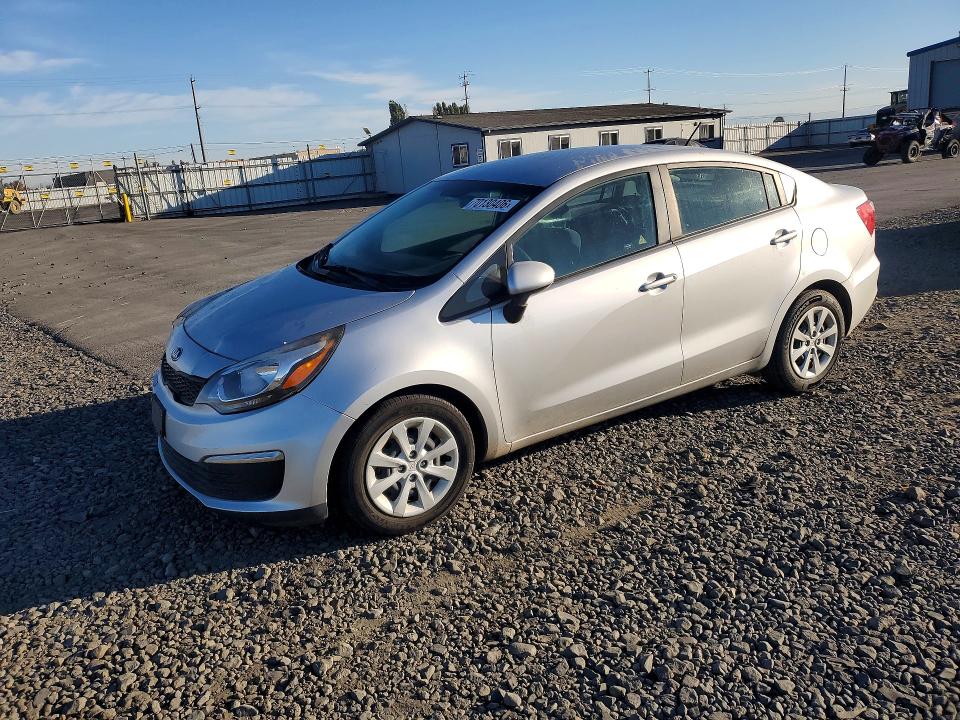KIA RIO 2016 مع رقم تعريف المركبة KNADM4A33G6611537 - صورة من المزاد
