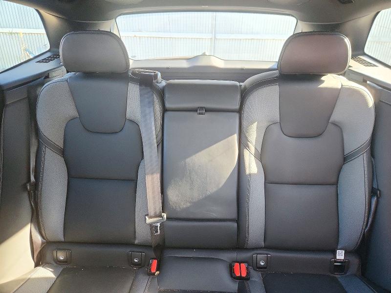Foto 10 de la subasta – 2025 VOLVO XC60 con VIN YV4M12RM5S1108138