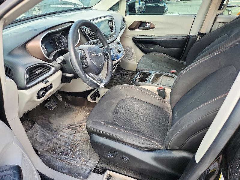 Снимка 7 от търг – 2017 CHRYSLER PACIFICA с VIN 2C4RC1BGXHR811210