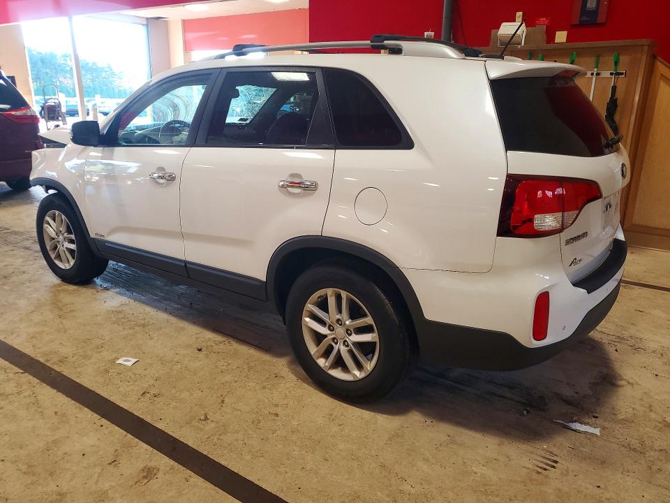 Photo 2 from auction – 2014 KIA SORENTO with VIN 5XYKTDA69EG517048