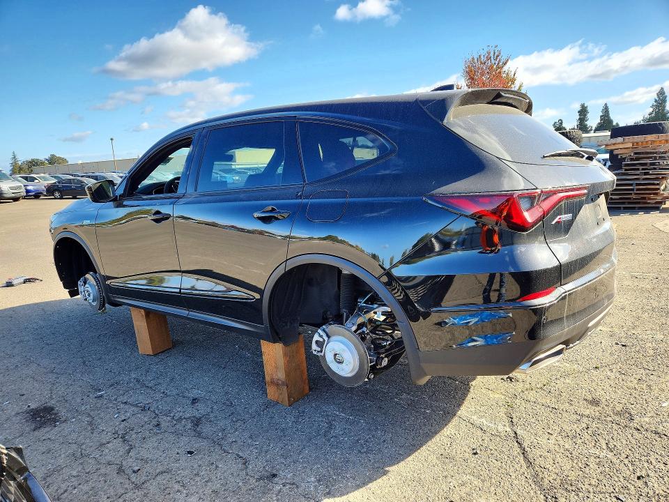 Снимка 2 от търг – 2026 ACURA MDX с VIN 5J8YE1H03TL023016