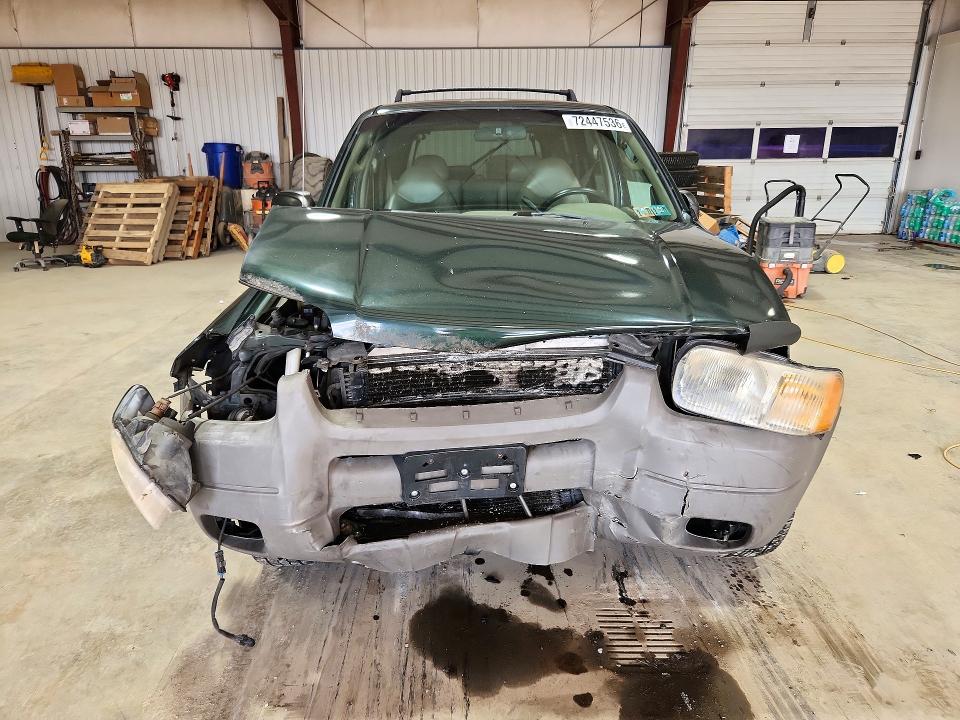Снимка 5 от търг – 2001 FORD ESCAPE с VIN 1FMYU03111KF43404