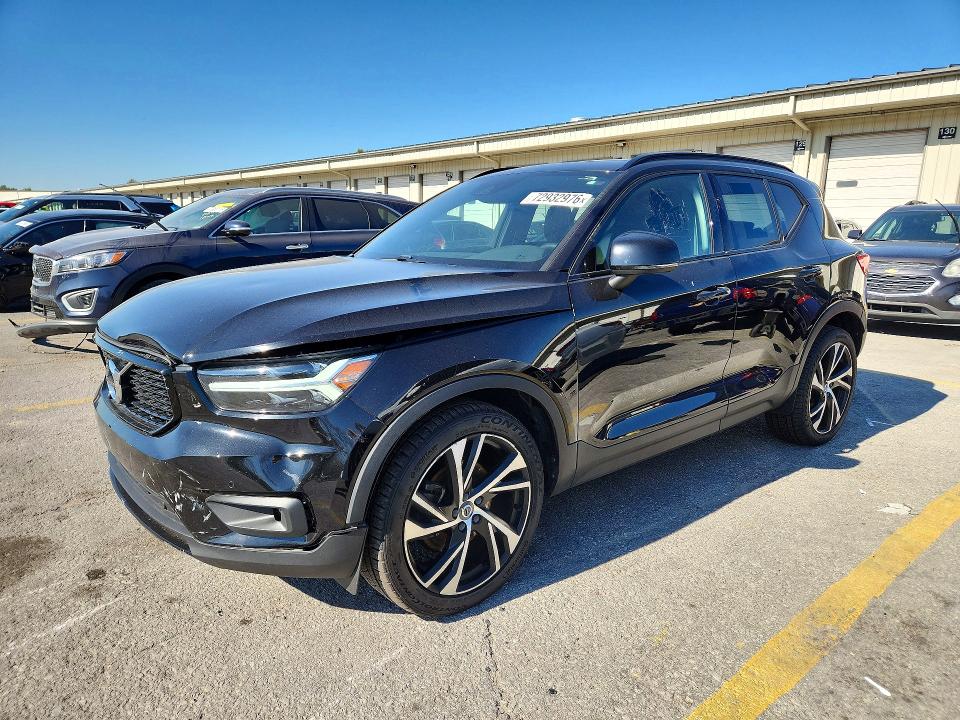 VOLVO XC40 2021 с VIN YV4162UM6M2557028 - Снимка от търг