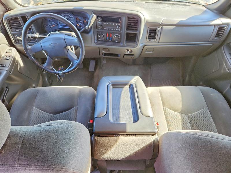 Photo 8 from auction – 2005 CHEVROLET SILVERADO with VIN 2GCEC19T251264493