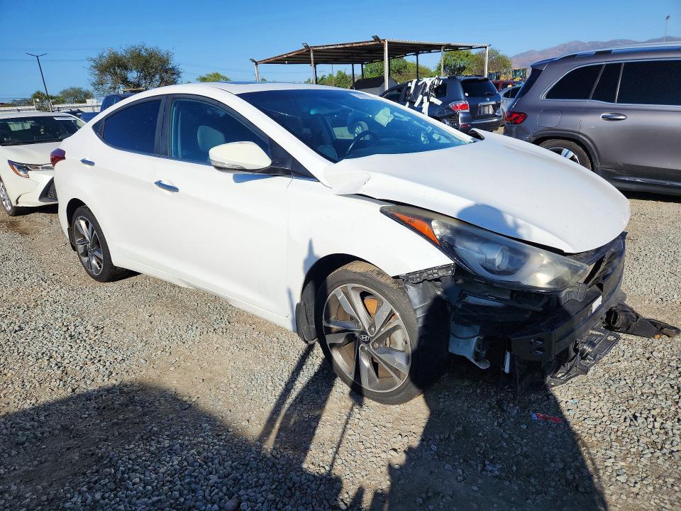 Photo 4 from auction – 2014 HYUNDAI ELANTRA with VIN 5NPDH4AE7EH504938