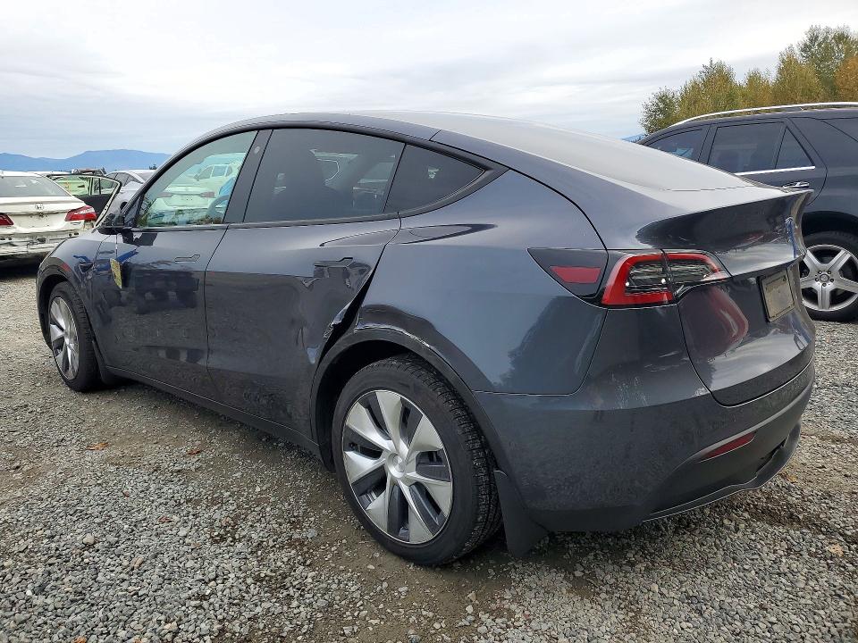 Снимка 2 от търг – 2021 TESLA MODEL Y с VIN 5YJYGDEE3MF241343