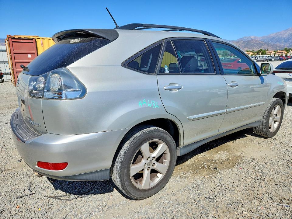 Zdjęcie 3 z aukcji – 2004 LEXUS RX z VIN JTJHA31U340065317