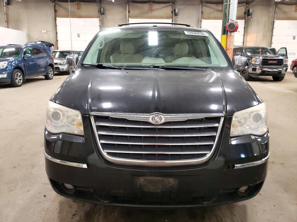 Снимка 5 от търг – 2010 CHRYSLER TOWN & COUNTRY с VIN 2A4RR6DX2AR152788