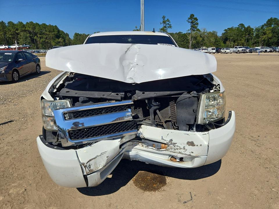 Снимка 5 от търг – 2009 CHEVROLET SILVERADO с VIN 2GCEC13C491140398