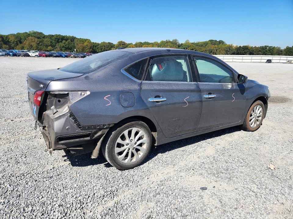 Снимка 3 от търг – 2018 NISSAN SENTRA с VIN 3N1AB7AP2JY263930