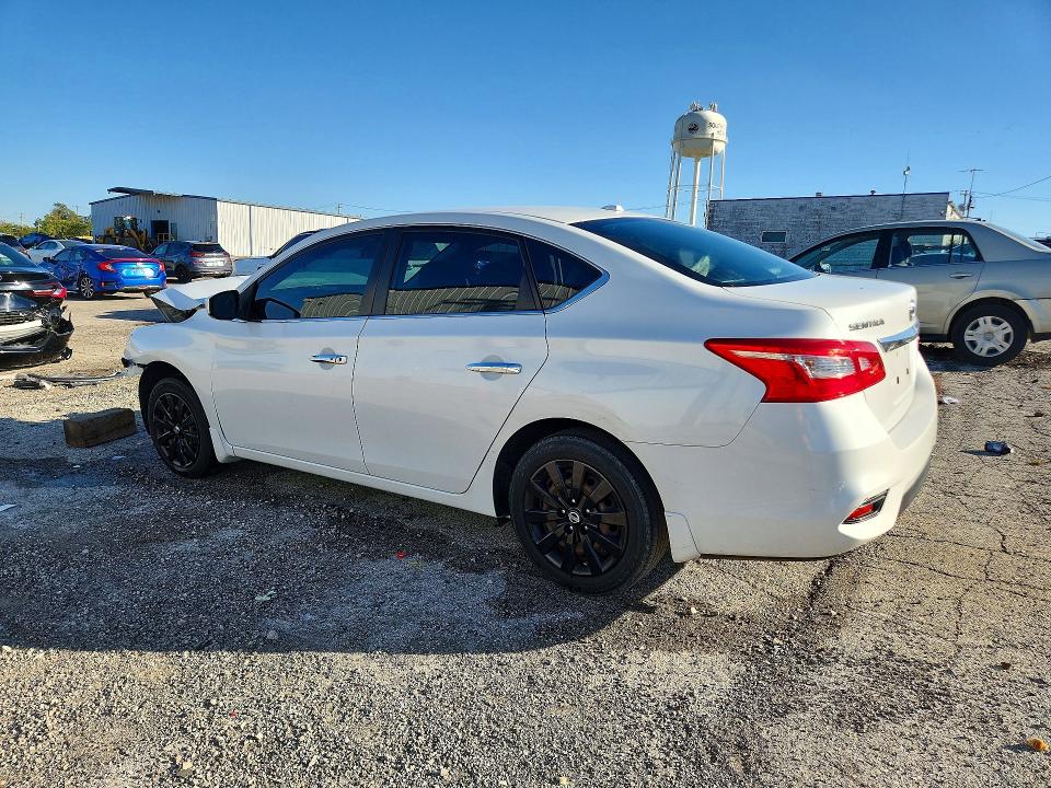 Zdjęcie 2 z aukcji – 2016 NISSAN SENTRA z VIN 3N1AB7AP0GY255222
