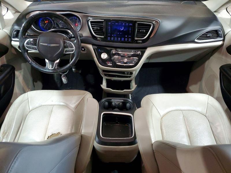 Снимка 8 от търг – 2017 CHRYSLER PACIFICA с VIN 2C4RC1EG6HR510445