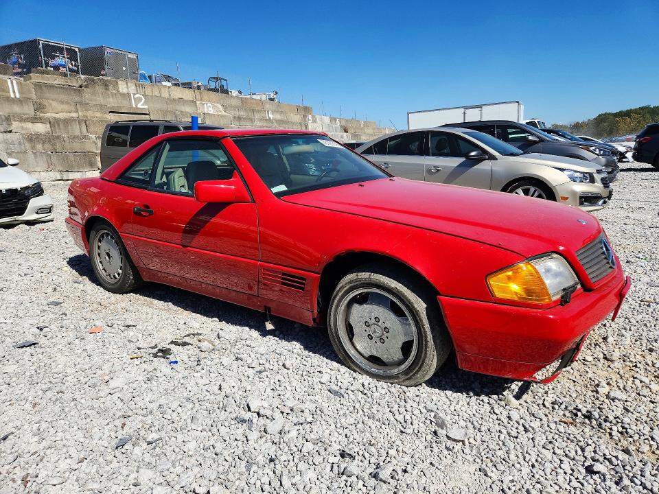 Photo 4 from auction – 1991 MERCEDES-BENZ 500 with VIN WDBFA66E4MF017494