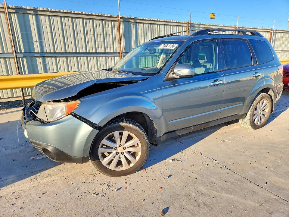 SUBARU FORESTER 2012 with VIN JF2SHBDC3CH410638 - Photo from auction