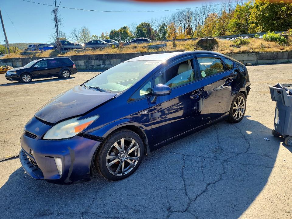 TOYOTA PRIUS 2013 с VIN JTDKN3DUXD1618886 - Снимка от търг