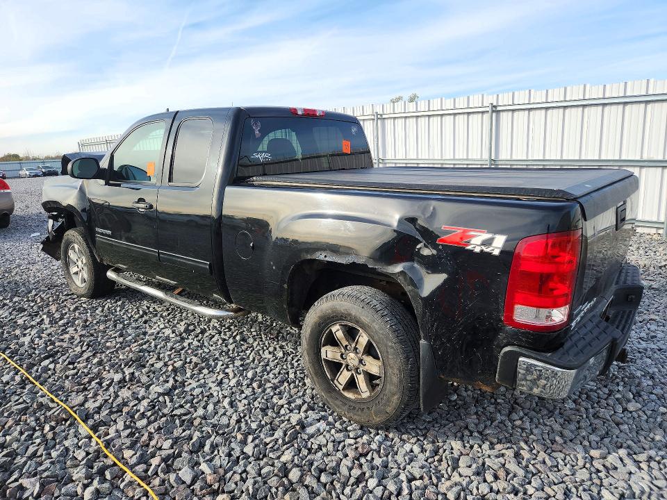 Снимка 2 от търг – 2010 GMC SIERRA с VIN 1GTSKVE39AZ266939