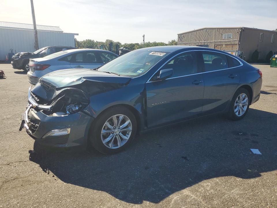 CHEVROLET MALIBU 2025 with VIN 1G1ZD5ST4SF146619 - Photo from auction