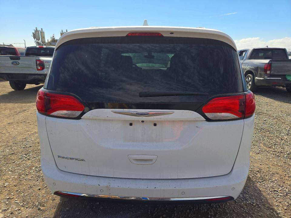 Photo 6 from auction – 2019 CHRYSLER PACIFICA with VIN 2C4RC1BG9KR548263