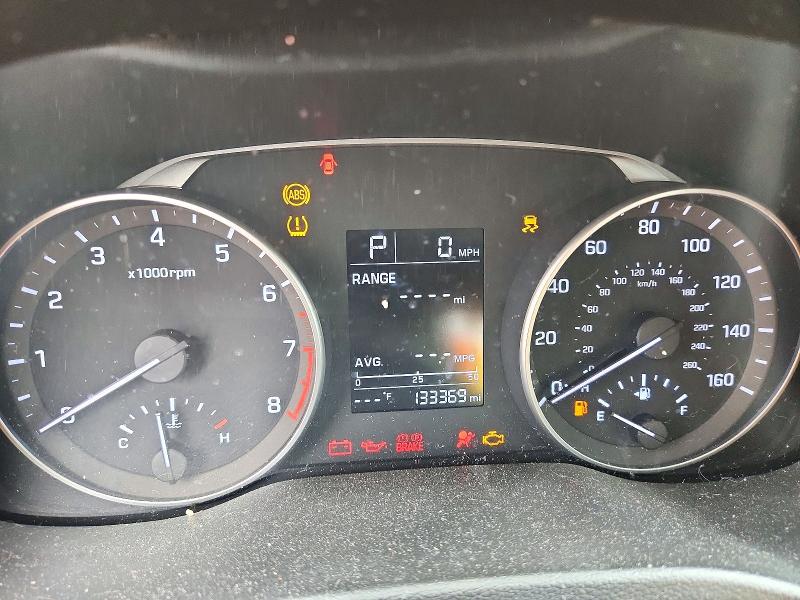 Снимка 9 от търг – 2017 HYUNDAI ELANTRA с VIN 5NPD84LF1HH028048