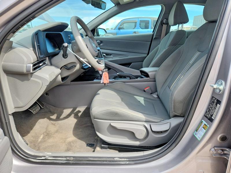 Снимка 7 от търг – 2026 HYUNDAI ELANTRA с VIN KMHLM4DG8TU117995