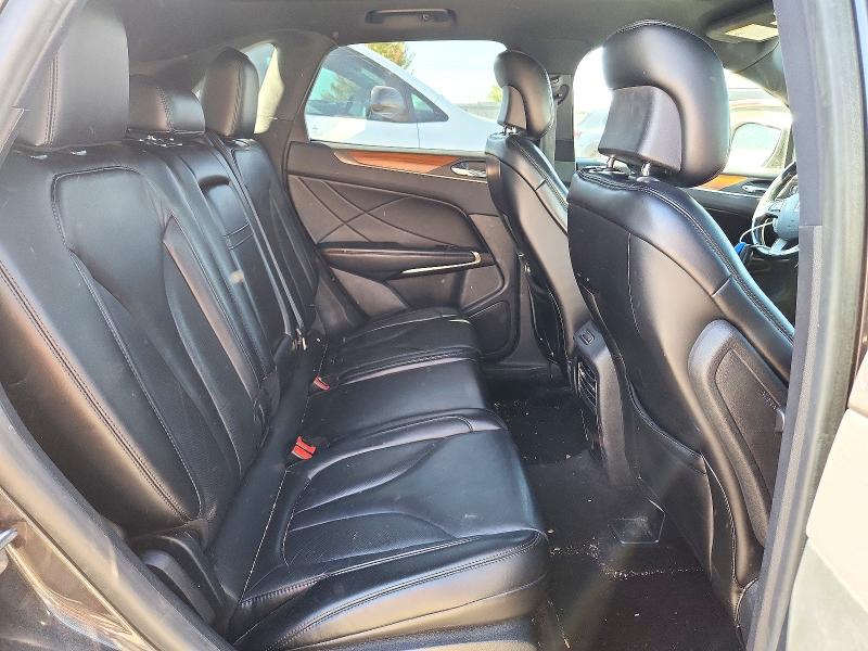 Снимка 10 от търг – 2018 LINCOLN MKC с VIN 5LMCJ2C93JUL14048