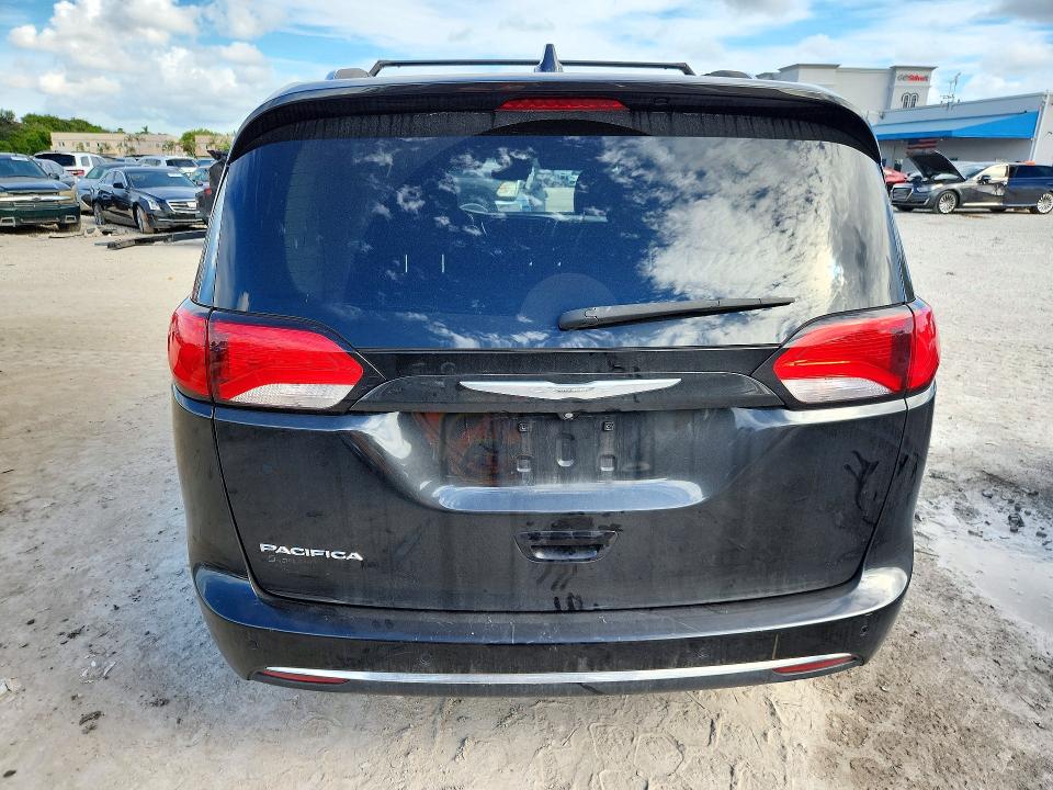Foto 6 de la subasta – 2017 CHRYSLER PACIFICA con VIN 2C4RC1EG7HR796368