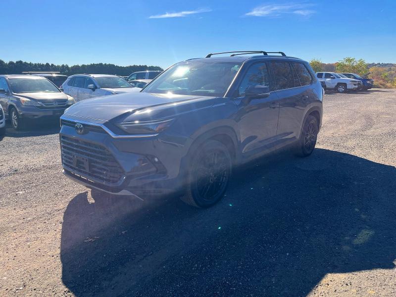 TOYOTA GRAND HIGHLANDER 2024 с VIN 5TDAAAB57RS018473 - Снимка от търг