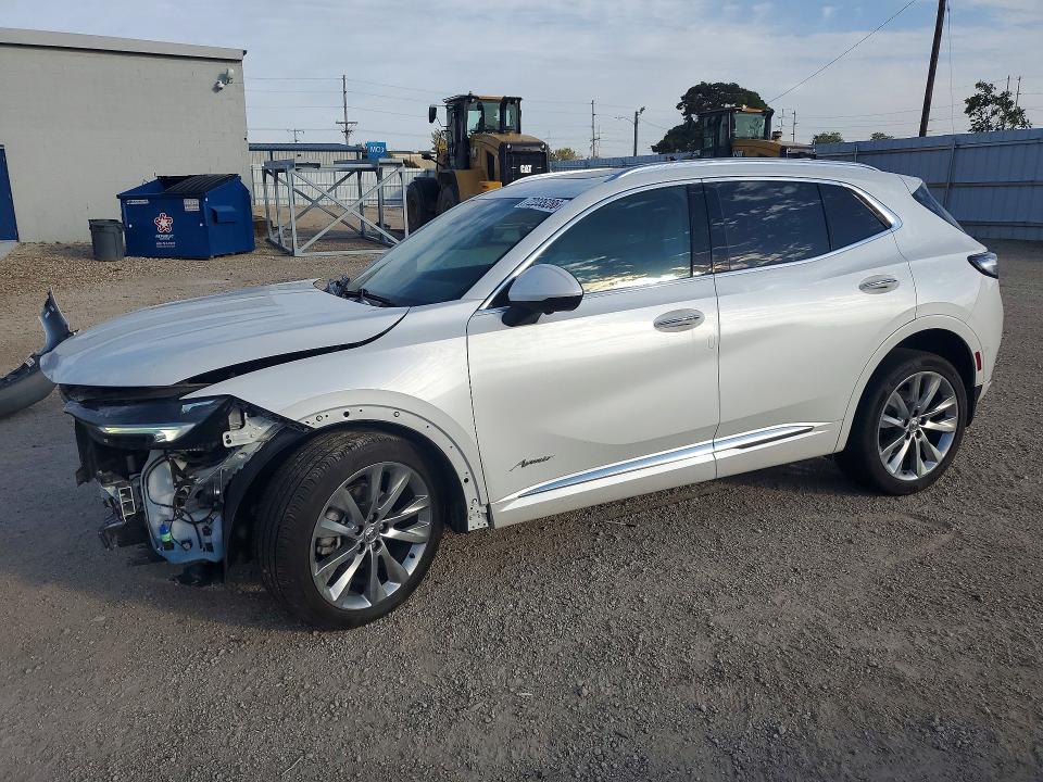 BUICK ENVISION 2023 с VIN LRBFZSR42PD068271 - Снимка от търг