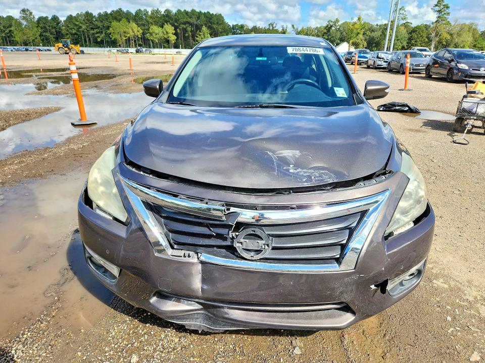 Снимка 5 от търг – 2015 NISSAN ALTIMA с VIN 1N4BL3AP2FC292731
