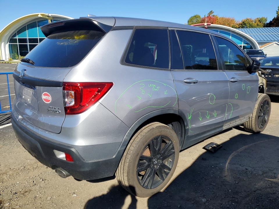 Photo 3 from auction – 2021 HONDA PASSPORT with VIN 5FNYF8H22MB006430
