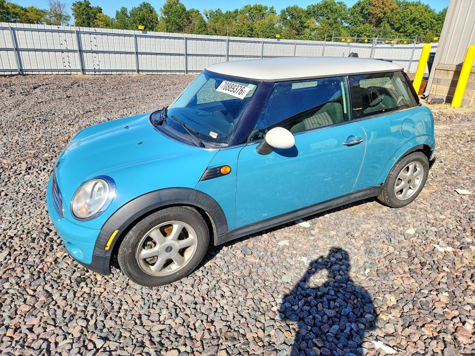 MINI COOPER 2007 مع رقم تعريف المركبة WMWMF33527TT57484 - صورة من المزاد