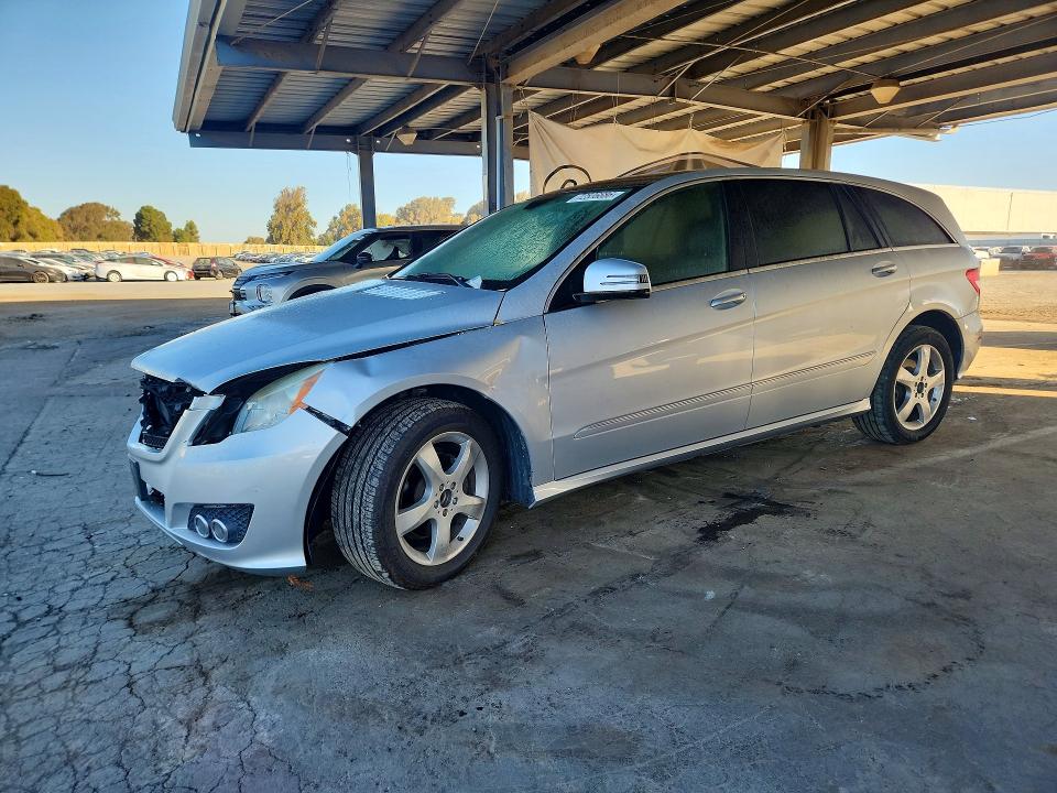 Photo 1 from auction – 2011 MERCEDES-BENZ R with VIN 4JGCB6FE3BA113334
