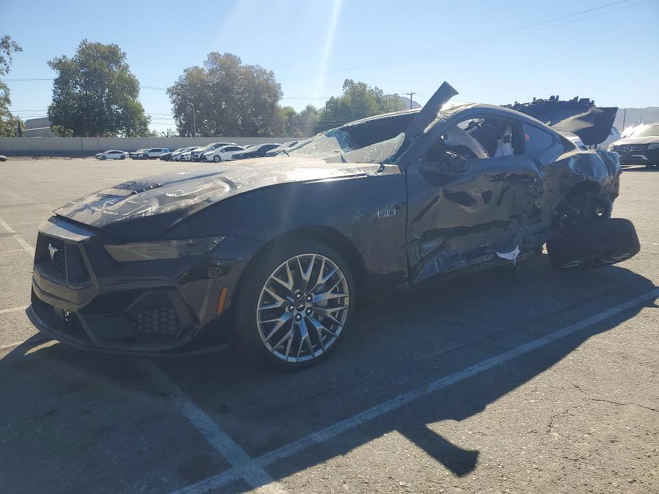 FORD MUSTANG 2026 с VIN 1FA6P8CFXT5405719 - Фото с аукциона